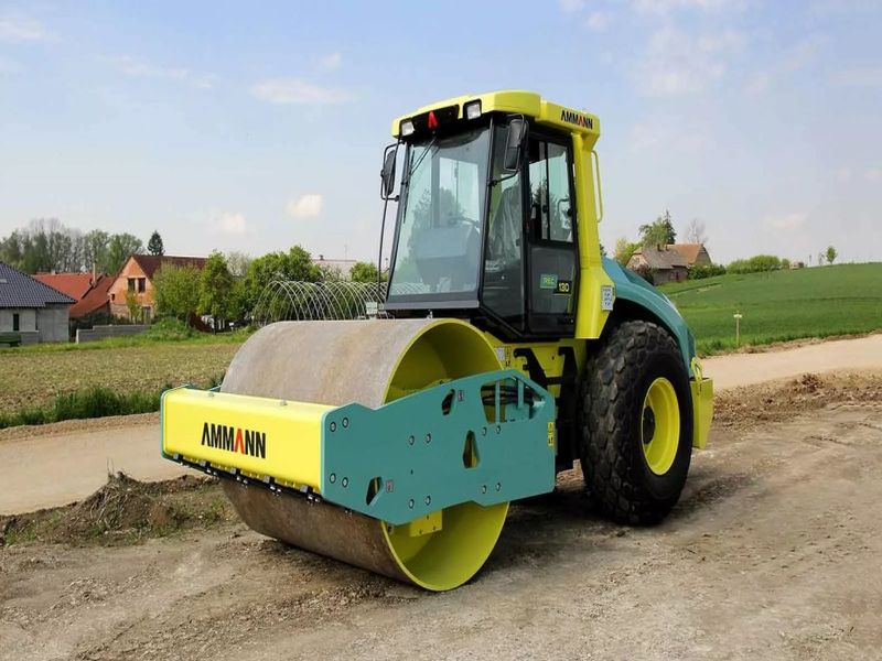 Аренда грунтового катка AMMANN ASC 130 D